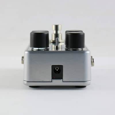 ELECTRO HARMONIX NANO PULSAR image 4