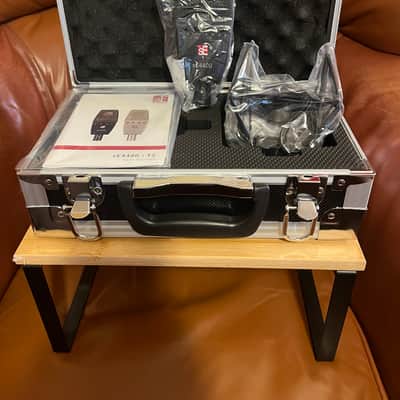 Immagine sE Electronics sE Electronics sE4400 Large-diaphragm Condenser Microphone with Shockmount 2026 - Black - 2