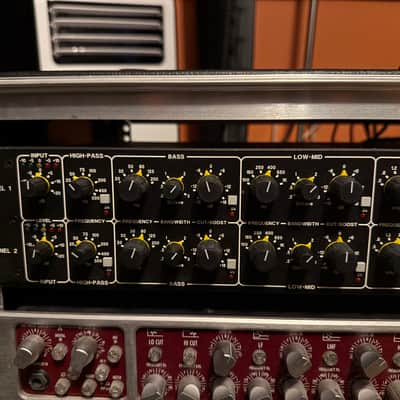 Drawmer 1961 2CH parametric tube equalizer 10/97 - Black image 1