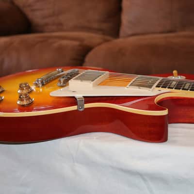 2007 Gibson Custom Shop Les Paul 1958 Reissue Aged Chambered body with OHSC / Video Tour image 18