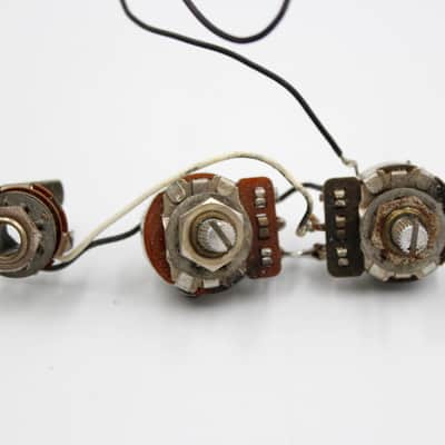 1978 Vintage Fender Musicmaster Bass USA 250K Potentiometer Set 1970s image 5
