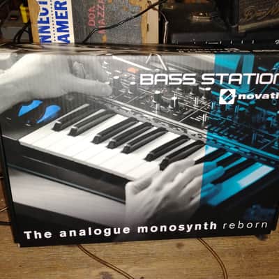 🎹 FOR SALE: Novation Bass Station II Analog Synth 🔊