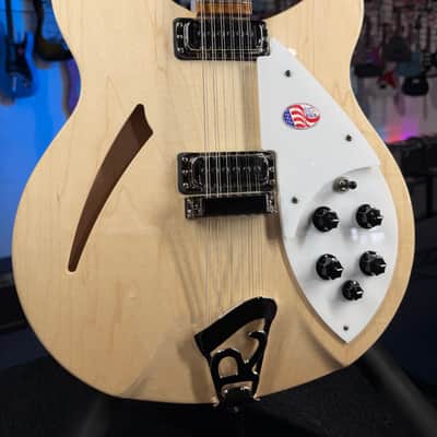Rickenbacker 330/12 Mapleglo Semi-Hollow Electric Guitar, with Ric Case, 790 image 7