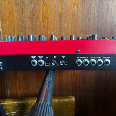 Nord Lead 4 Analog Modeling Synthesizer w/ bag image 9