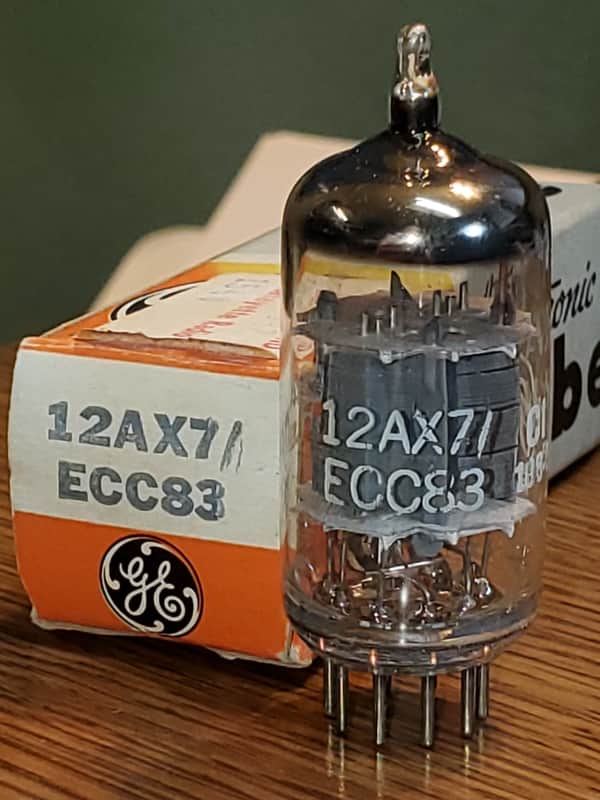 12AX7 GE NOS/NIB MaxiPreamp2/TV7 Tested ( 1 )Tube Lot image 1