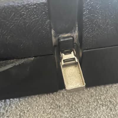 Epiphone Hardshell Chainsaw Guitar Case 80s - Black image 10