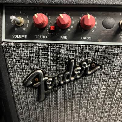 Fender Power Chorus 2-Channel 2 x 65-Watt 2x12" Stereo Solid State Guitar Combo 1989 - 1992 - Black image 2