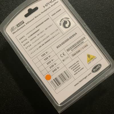 Behringer MicroAMP HA400 4-Channel Headphone Amplifier 2001 - Present - Standard image 3