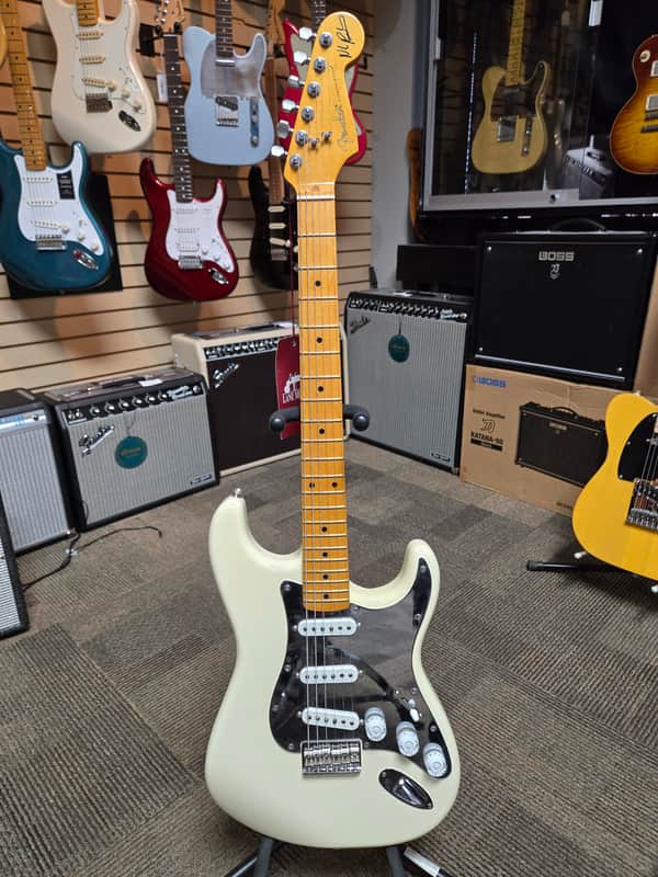 2022 Fender Nile Rodgers Signature Hitmaker Stratocaster - Olympic White image 1