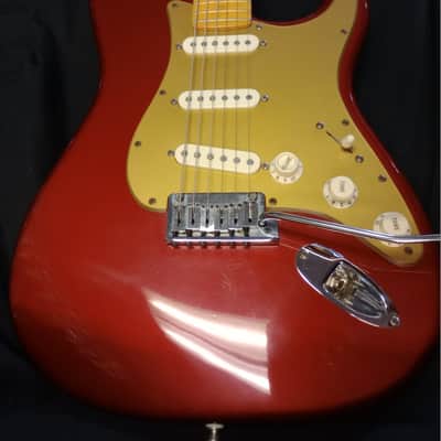 Fender 50th Anniversary American Deluxe Strat Candy Apple Red/Gold  2004 Red w/Gold Pickguard & Tweed Hardcase *** FREE SHIPPING *** image 16