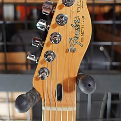 Fender Fender Standard Series 2007 - Chrome Red image 5