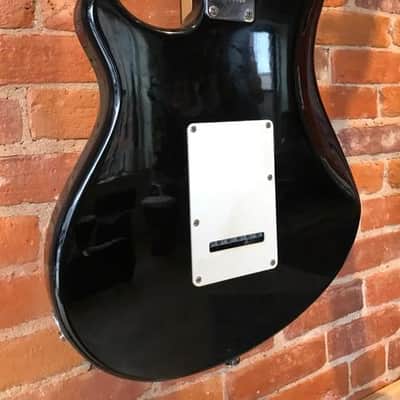 Peavey Raptor Plus Electric Guitar image 8