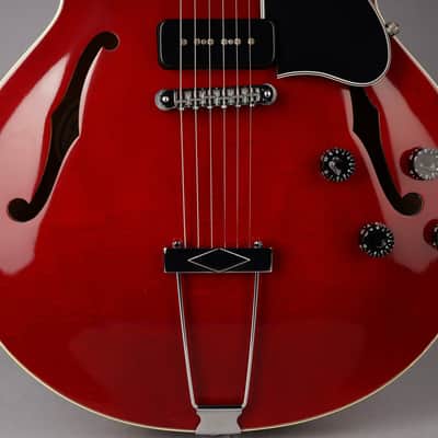 Gibson ES-135 Semi-Hollowbody Guitar - 1992 - Cherry image 5