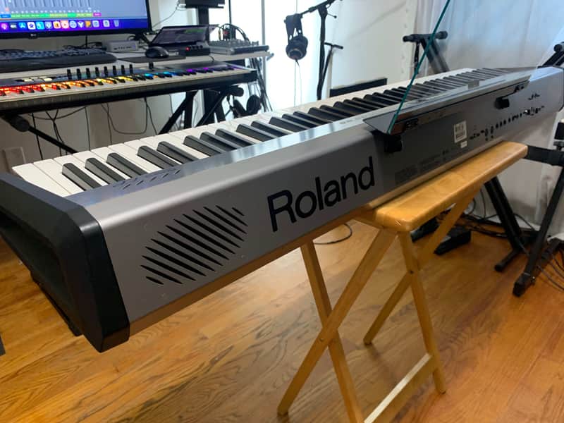 Roland FP-2 デジタルピアノ Roland FP-2 Silver-88 Keys | Reverb