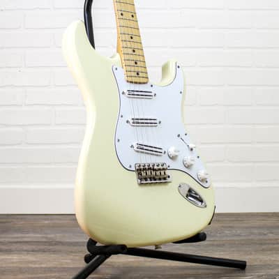 Preowned 1988 Fender Stratocaster (Made in Japan) - Olympic White - Modified Electronics image 1
