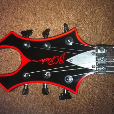 BC Rich JR V ICON EMG 81 RED BEVEL Electric Guitar 24 FRET Tremolo NEW + STRINGS image 6