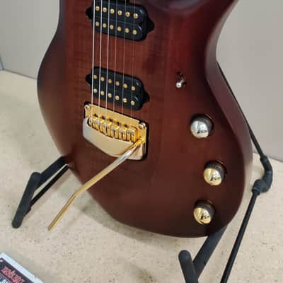 Ernie Ball Music Man Majesty Artisan – 2016 (USA) | Gold Hardware | B-Stock Display Condition image 4