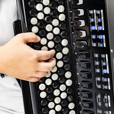 Korg FSUPBMBK Suprema Button Digital Accordian - Black image 3