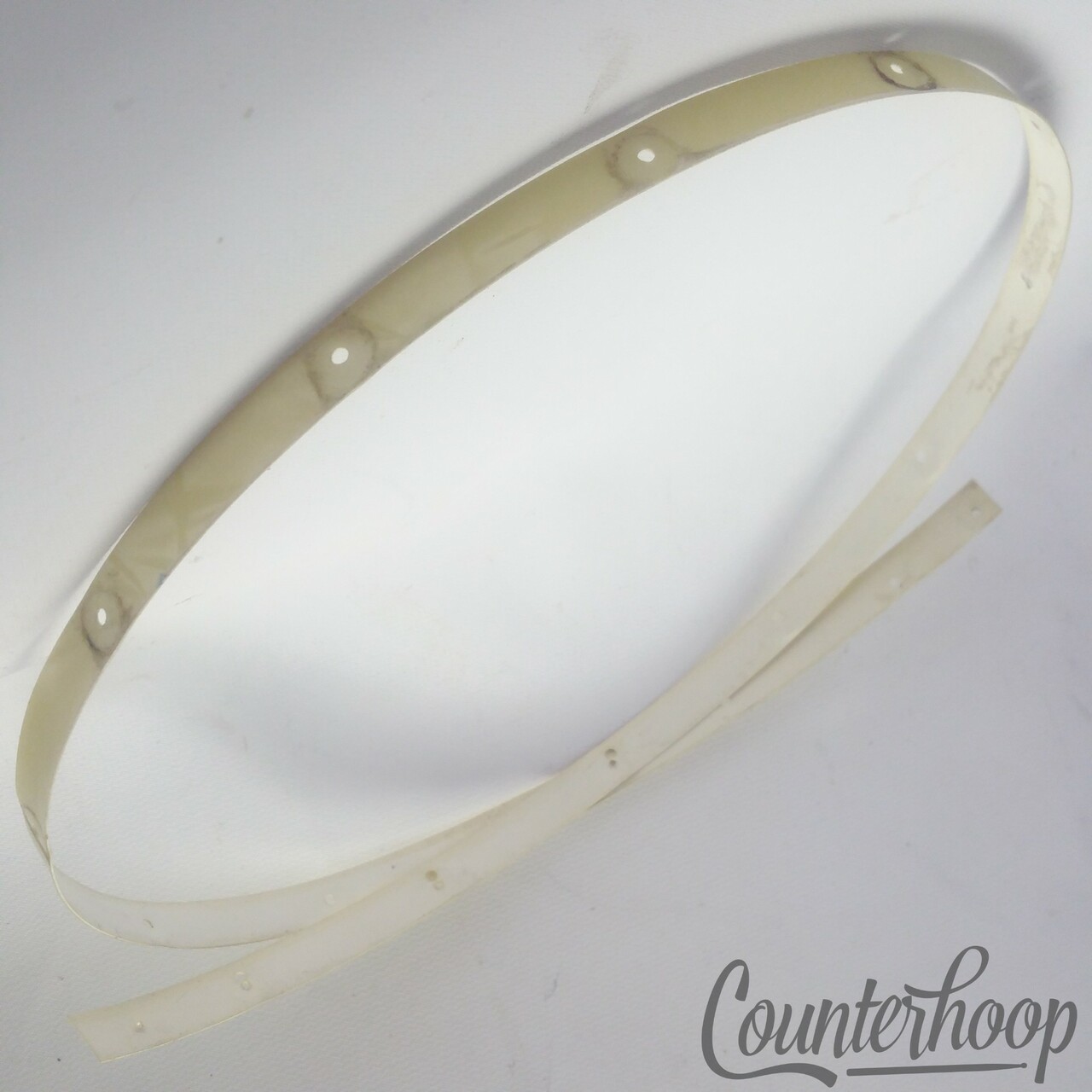 Leedy Inlay for Tacked Head Tom Drum White Marine Pearl WMP 34 3/8" Vintage 30s — main photograph