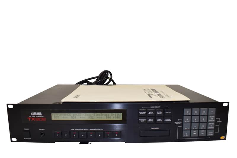 Immagine Yamaha TX802 FM Tone Generator Synthesizer - 1