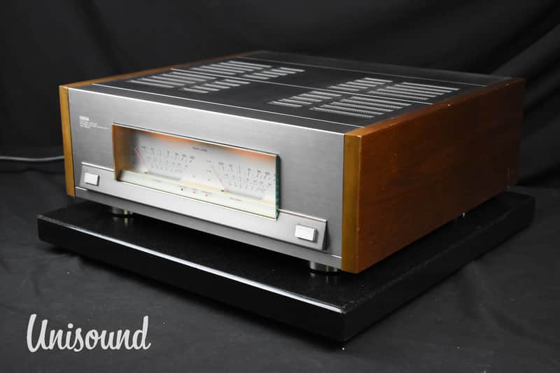 Yamaha MX-2000 Stereo Power Amplifier in Very Good Condition 