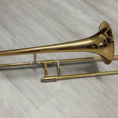 Holton TR602 Collegiate Trombone (with Mouthpiece and Case) image 3