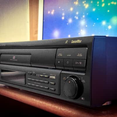 Pioneer CLD-S201 🌈RaRe🌈 Vintage Laserdisc Player Deck image 1