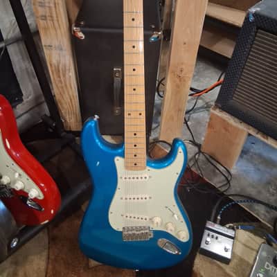 Fender Stratocaster 1984-87 - Lake placid blue image 1