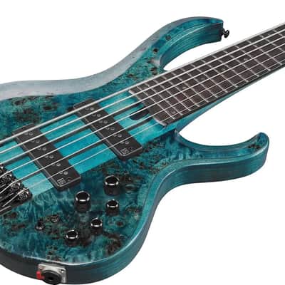 Ibanez BTB946 Standard 6-String Bass Guitar, Rosewood Fingerboard, Cosmic Blue image 4