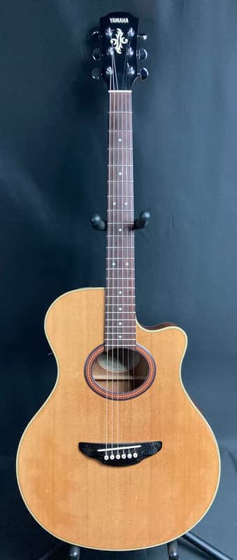 1990's Yamaha APX-4A Thinline Acoustic-Electric Guitar Natural w