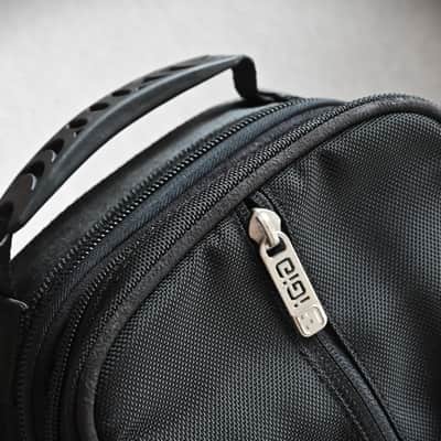 iGiG G525 Bass Gig Bag – a legendary American premium bass gig bag image 15
