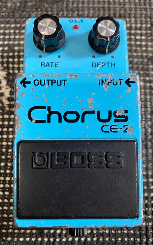 Boss CE-2