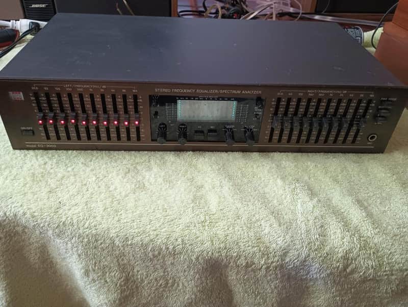 BSR EQ3000 equalizer in excellent condition - 1980's image 1