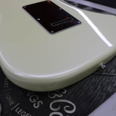 Fender American Deluxe Stratocaster Ash with Maple Fretboard 2013 - 2015 - White Blonde image 9