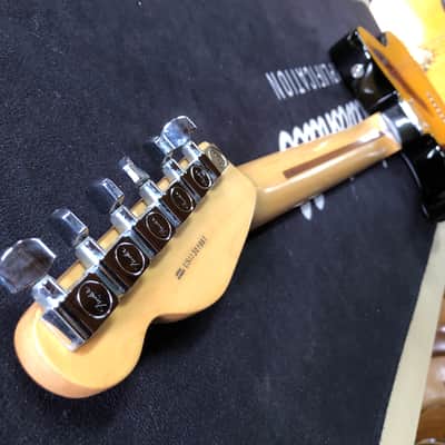 Rare Fender American Standard Telecaster 60th anniversary USA 2011 Sunburst Maple Fretboard + Etui et papiers d'origine image 21