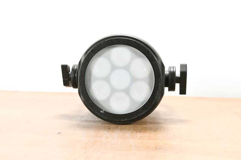 Elation Elation SEVEN PAR 7IP 7-Color LED Par Wash Light (NO POWER CABLE)