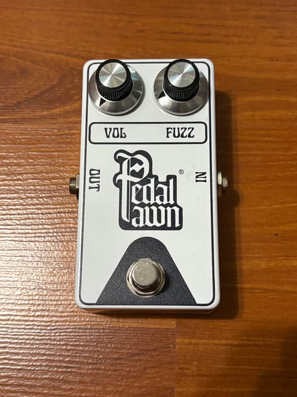 Pedal Pawn Fuzz 2020 - 2021 - White image 1