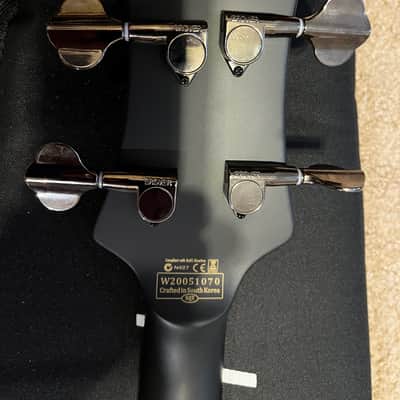 LEFT HANDED SCHECTER NIKKI SIXX BASS GUITAR WITH EPIPHONE GIG BAG image 4
