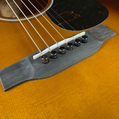 Martin D-18 Standard w/Hardshell Case - 1933 Ambertone (2025) image 8