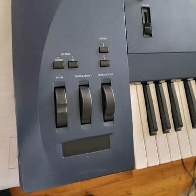 Yamaha EX5 Synthesizer Sampler Workstation 76 Keyboard W/ Aftertouch AWM VL FM floppies & Manual image 17