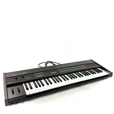 Used Yamaha DX-7 Vintage 61-Key Synthesizer