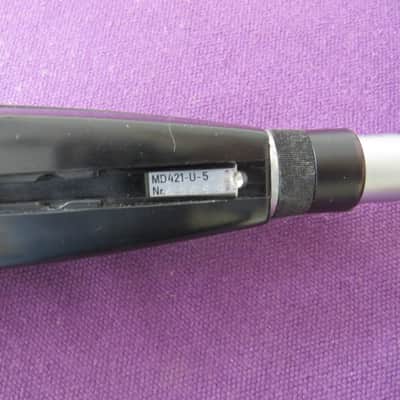 Sennheiser MD 421-U Cardioid Dynamic Microphone - Black image 10