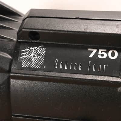 ETC Source Four 750 19 Degree Ellipsoidal Light CG01W1V image 2