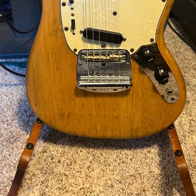 Fender Mustang Guitar 1965, Refinished image 2