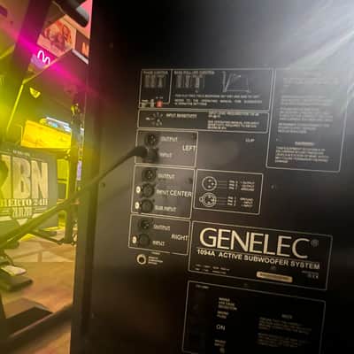 Genelec 1094A 15" Powered Studio Subwoofer 1994 - 2003 - Black image 2