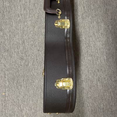 Taylor Deluxe Hardshell Grand Concert Case (Loose Latch) - Brown image 4
