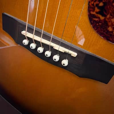 Guild Guild F-250E Deluxe Jumbo Acoustic Guitar 2019-2025 - Antique Burst image 4