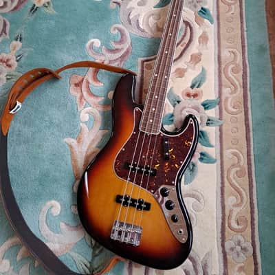 Fender American Vintage II 1966 Jazz Bass 2024 - Sunburst image 1