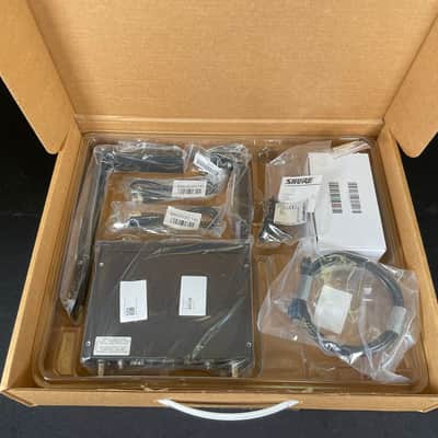 SHURE ULXD4 Digital wireless receiver Miami Lakes, FL) image 4