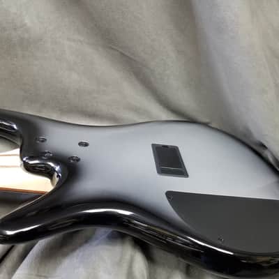 Ibanez SR305E-MSS Soundgear 5-String Bass Metallic Silver Sunburst image 6